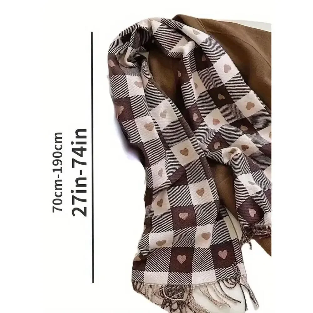 Brown heart detailed checkerboard scarf